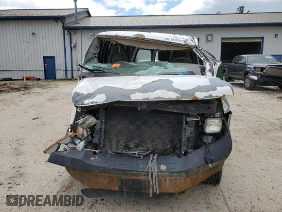2008 Chevrolet Express Cargo z VIN 1GCFG15X581215851, wystawiony jako Copart lot #55747555 z przebiegiem Nie podano mil oraz Szkoda całkowita • Salvage title. Historia ofert i sprzedaży dostępna na DreamBid. Obrazek 5.
