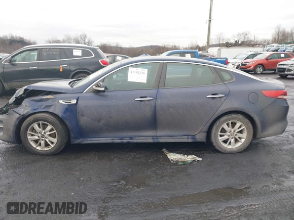 2017 Kia Optima LX с VIN 5XXGT4L34HG176823, выставлен на аукционе IAAI как лот 41102326 с пробегом 132 483 миль миль и . История ставок и продаж доступна на DreamBid. Изображение 14.