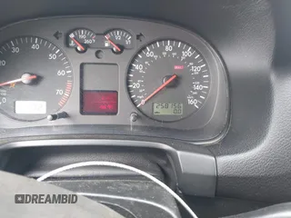 2002 Volkswagen GTI с VIN 9BWPH61J424065274, выставлен на аукционе IAAI как лот 42166697 с пробегом 258 156 миль миль и . История ставок и продаж доступна на DreamBid. Изображение 7.