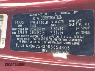 2024 Kia Carnival EX with VIN KNDNC5H39R6358605, listed as a IAAI auction lot 41635459 with 31,247 mi miles and . Bid and sale history available at carsss.com. Image 9.