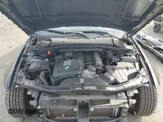 2011 BMW 3 Series 328i с VIN WBAPH5C53BA445287, выставлен на аукционе Copart как лот 57314625 с пробегом 82 026 миль миль и Списание • Salvage title. История ставок и продаж доступна на DreamBid. Изображение 11.