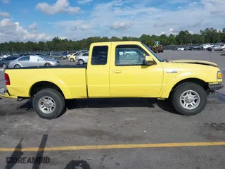 2010 Ford Ranger XL with VIN 1FTKR1EE9APA65270, listed as a IAAI auction lot 40468336 with 140,207 mi miles. Bid and sale history available at carsss.com. Image 13.