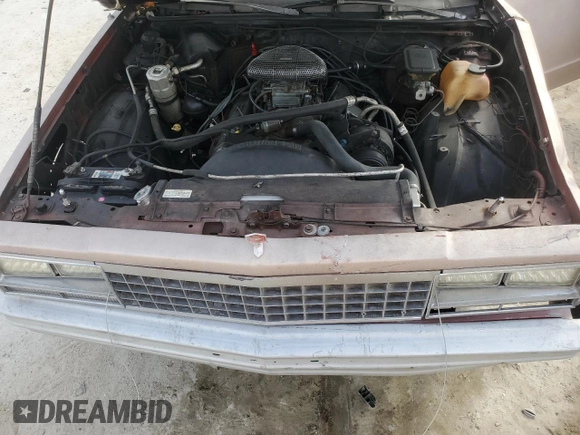 1982 Chevrolet El Camino z VIN 1GCCW80HXCR198571, wystawiony jako Copart lot #77004474 z przebiegiem 70 899 mil mil oraz Szkoda całkowita • Salvage title. Historia ofert i sprzedaży dostępna na DreamBid. Obrazek 11.