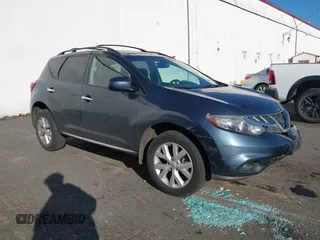 2011 Nissan Murano SL z VIN JN8AZ1MW9BW165368, wystawiony jako IAAI lot #41458569 z przebiegiem 197 609 mil mil oraz . Historia ofert i sprzedaży dostępna na DreamBid. Obrazek 1.