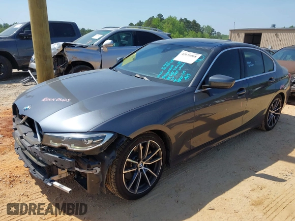 2019 BMW 3 Series 330i with VIN WBA5R1C5XKFH00567, listed as a IAAI auction lot 42076068 with 160,576 mi miles and . Bid and sale history available at DreamBid. Image 17.