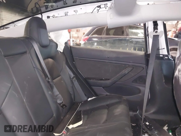 2020 Tesla Model 3 Long Range z VIN 5YJ3E1EB7LF619120, wystawiony jako IAAI lot #41334485 z przebiegiem Nie podano mil oraz . Historia ofert i sprzedaży dostępna na DreamBid. Obrazek 8.