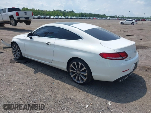 2018 Mercedes-Benz C 300 with VIN WDDWJ4JB1JF629561, listed as a IAAI auction lot 42190511 with 119,514 mi miles and . Bid and sale history available at DreamBid. Image 3.
