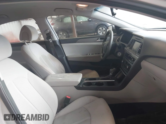 2016 Hyundai Sonata SE with VIN 5NPE24AF5GH357844, listed as a IAAI auction lot 42217108 with 138,227 mi miles and . Bid and sale history available at carsss.com. Image 5.