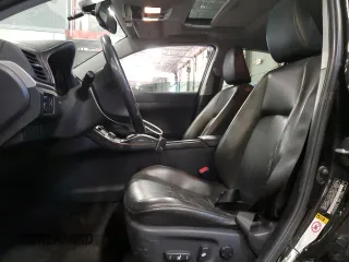 2012 Lexus CT 200h z VIN JTHKD5BH4C2116306, wystawiony jako Copart lot #55735865 z przebiegiem 232 468 mil mil oraz Szkoda całkowita • Salvage title. Historia ofert i sprzedaży dostępna na DreamBid. Obrazek 7.