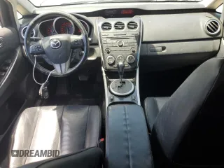 2011 Mazda CX-7 S Grand Touring z VIN JM3ER4D33B0355181, wystawiony jako Copart lot #69687474 z przebiegiem 223 622 mil mil oraz Nie do naprawy • Non repairable. Historia ofert i sprzedaży dostępna na DreamBid. Obrazek 8.