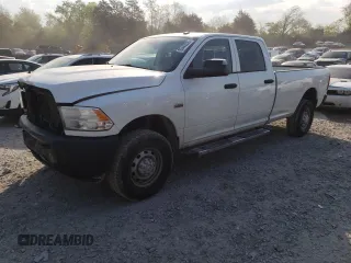2013 Ram 2500 Tradesman z VIN 3C6TR5HT5DG540273, wystawiony jako Copart lot #53440305 z przebiegiem 256 457 mil mil oraz Szkoda całkowita • Salvage title. Historia ofert i sprzedaży dostępna na DreamBid. Obrazek 1.