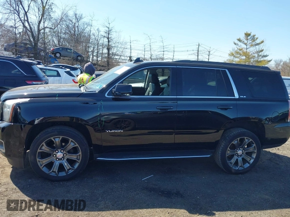 2020 GMC Yukon SLE with VIN 1GKS2AKC6LR149341, listed as a IAAI auction lot 41753055 with 147,483 mi miles. Bid and sale history available at carsss.com. Image 14.