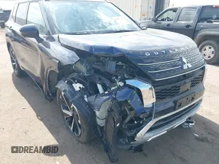 2024 Mitsubishi Outlander SEL z VIN JA4J4WA88RZ018247, wystawiony jako IAAI lot #40377423 z przebiegiem 9 558 mil mil oraz . Historia ofert i sprzedaży dostępna na DreamBid. Obrazek 6.