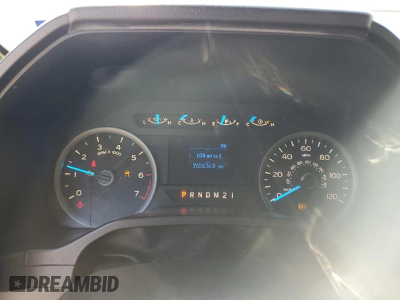 2017 Ford F-150 XL с VIN 1FTEW1CFXHKC75157, выставлен на аукционе Copart как лот 57405355 с пробегом 265 634 миль миль и Чистый • Clean title. История ставок и продаж доступна на DreamBid. Изображение 9.
