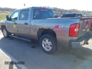 2012 Chevrolet Silverado 1500 LT with VIN 1GCPKSE76CF168365, listed as a IAAI auction lot 41814255 with 288,900 mi miles and . Bid and sale history available at DreamBid. Image 3.