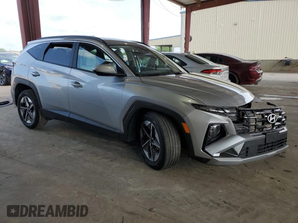 2025 Hyundai Tucson SEL with VIN 5NMJB3DEXSH467239, listed as a Copart auction lot 54619785 with 13,915 mi miles and Clean Title. Bid and sale history available at DreamBid. Image 4.