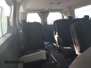 2017 Ford Transit XL с VIN 1FMZK1YM1HKB03485, выставлен на аукционе IAAI как лот 41429937 с пробегом 113 171 миль миль и . История ставок и продаж доступна на DreamBid. Изображение 8.
