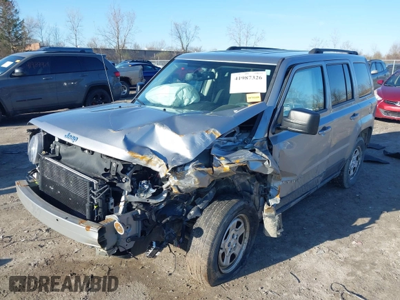 2016 Jeep Patriot Sport with VIN 1C4NJRBB1GD719198, listed as a IAAI auction lot 41987326 with 155,886 mi miles and . Bid and sale history available at carsss.com. Image 6.