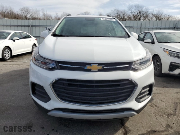 2019 Chevrolet Trax LT with VIN KL7CJPSB8KB898577, listed as a Copart auction lot 46156015 with 47,060 mi miles and Clean Title. Bid and sale history available at carsss.com. Image 5.