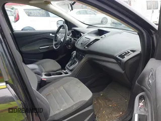 2013 Ford Escape SE with VIN 1FMCU9G91DUA07169, listed as a IAAI auction lot 42602370 with 153,001 mi miles and . Bid and sale history available at DreamBid. Image 5.