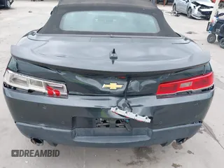 2015 Chevrolet Camaro LT z VIN 2G1FD3D36F9135883, wystawiony jako IAAI lot #42140687 z przebiegiem 135 897 mil mil oraz . Historia ofert i sprzedaży dostępna na DreamBid. Obrazek 6.