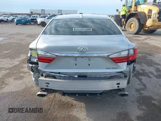 2016 Lexus ES 330 z VIN JTHBK1GG1G2217808, wystawiony jako IAAI lot #41675933 z przebiegiem 122 760 mil mil oraz . Historia ofert i sprzedaży dostępna na DreamBid. Obrazek 16.