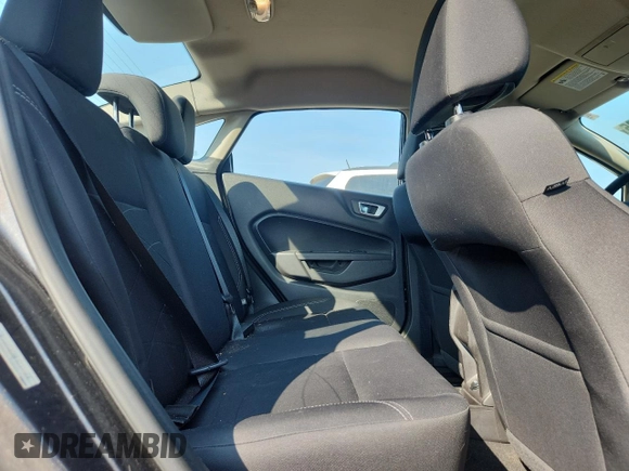 2015 Ford Fiesta SE z VIN 3FADP4BJ2FM161312, wystawiony jako Copart lot #59104495 z przebiegiem 110 583 mil mil oraz Szkoda całkowita • Salvage title. Historia ofert i sprzedaży dostępna na DreamBid. Obrazek 10.
