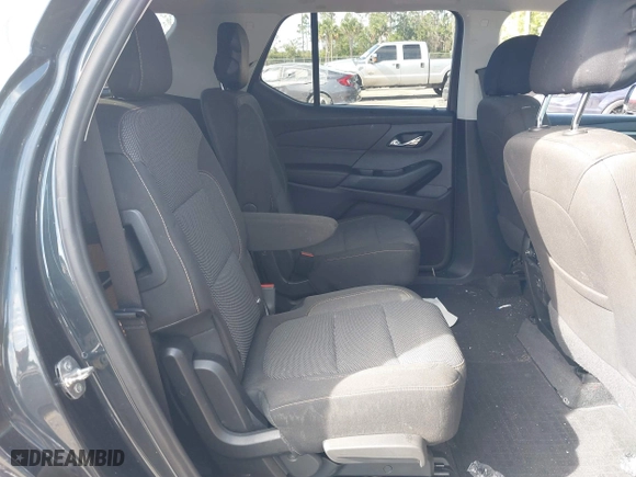 2018 Chevrolet Traverse LT Cloth with VIN 1GNEVGKW1JJ265935, listed as a IAAI auction lot 41425361 with 70,397 mi miles. Bid and sale history available at carsss.com. Image 8.