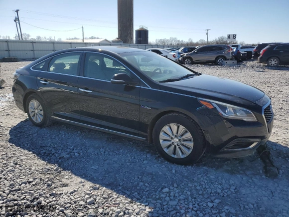 2016 Hyundai Sonata Hybrid SE with VIN KMHE24L18GA026132, listed as a Copart auction lot 46088805 with 166,557 mi miles and Salvage Title. Bid and sale history available at carsss.com. Image 4.