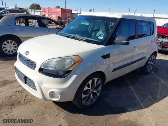 2013 Kia Soul + with VIN KNDJT2A69D7547484, listed as a IAAI auction lot 41426483 with 135,007 mi miles. Bid and sale history available at carsss.com. Image 17.