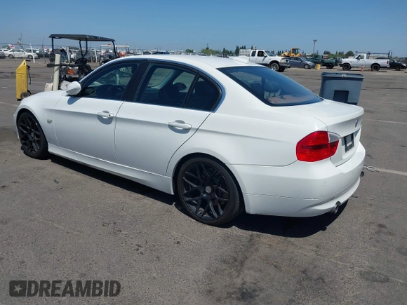 2008 BMW 3 Series 335i с VIN WBAVB77528NH78762, выставлен на аукционе IAAI как лот 42414203 с пробегом 138 115 миль миль и . История ставок и продаж доступна на DreamBid. Изображение 3.