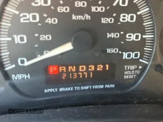 2002 Chevrolet Chevy Van z VIN 1GBFG15M421166126, wystawiony jako Copart lot #82826034 z przebiegiem 213 771 mil mil oraz Czysty tytuł • Clean title. Historia ofert i sprzedaży dostępna na DreamBid. Obrazek 8.
