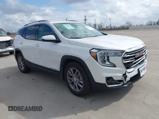 2024 GMC Terrain SLT z VIN 3GKALPEG4RL390616, wystawiony jako IAAI lot #41509509 z przebiegiem 464 mil mil oraz . Historia ofert i sprzedaży dostępna na DreamBid. Obrazek 1.