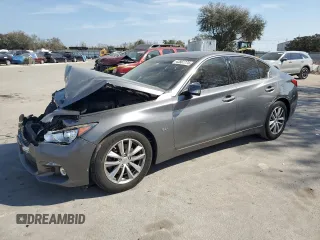 2016 Infiniti Q50 2.0t Premium with VIN JN1CV7AR1GM252284, listed as a Copart auction lot 43807775 with 107,735 mi miles and Salvage Title. Bid and sale history available at carsss.com. Image 1.
