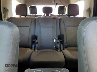 2024 Ford Expedition XLT with VIN 1FMJU1J84REA58417, listed as a Copart auction lot 52782705 with 27,205 mi miles and Clean Title. Bid and sale history available at carsss.com. Image 10.