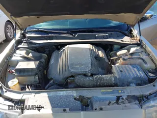 2006 Chrysler 300 C with VIN 2C3KK63H66H374760, listed as a IAAI auction lot 41365655 with 186,900 mi miles. Bid and sale history available at carsss.com. Image 10.