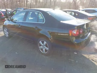 2009 Volkswagen Jetta SE с VIN 3VWRZ71K39M130352, выставлен на аукционе IAAI как лот 41831865 с пробегом 175 893 миль миль и . История ставок и продаж доступна на DreamBid. Изображение 3.