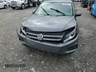 2013 Volkswagen Tiguan S z VIN WVGAV3AX6DW597379, wystawiony jako Copart lot #56386515 z przebiegiem 100 415 mil mil oraz Czysty tytuł • Clean title. Historia ofert i sprzedaży dostępna na DreamBid. Obrazek 15.