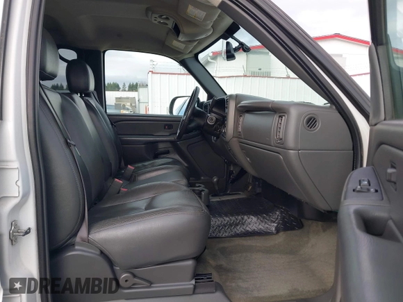 2005 GMC Sierra 2500HD SLE z VIN 1GTHK23245F887905, wystawiony jako IAAI lot #41680146 z przebiegiem 104 775 mil mil oraz . Historia ofert i sprzedaży dostępna na DreamBid. Obrazek 5.