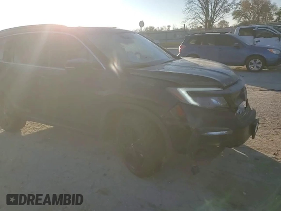 2021 Honda Pilot Special Edition with VIN 5FNYF6H25MB097665, listed as a Copart auction lot 82339324 with 64,509 mi miles and Salvage Title. Bid and sale history available at DreamBid. Image 12.