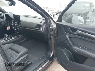 2022 Audi SQ5 Premium Plus with VIN WA1B4AFY0N2087517, listed as a IAAI auction lot 41193190 with 35,400 mi miles. Bid and sale history available at carsss.com. Image 5.