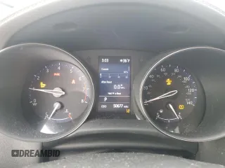 2021 Toyota C-HR LE z VIN JTNKHMBX0M1115552, wystawiony jako Copart lot #37291024 z przebiegiem 50 677 mil mil oraz Szkoda całkowita • Salvage title. Historia ofert i sprzedaży dostępna na DreamBid. Obrazek 9.
