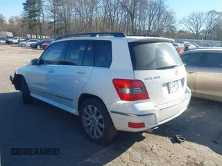 2010 Mercedes-Benz GLK 350 z VIN WDCGG8HBXAF372372, wystawiony jako IAAI lot #41843416 z przebiegiem 178 902 mil mil oraz . Historia ofert i sprzedaży dostępna na DreamBid. Obrazek 3.
