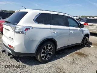 2015 Mitsubishi Outlander GT with VIN JA4JZ4AX7FZ003912, listed as a Copart auction lot 47127155 with 119,901 mi miles and Salvage title. Bid and sale history available at DreamBid. Image 3.
