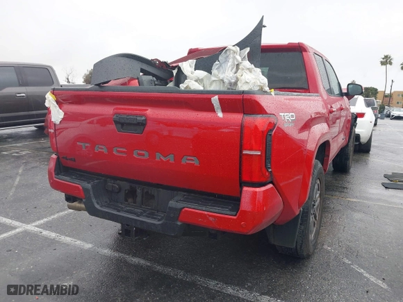 2024 Toyota Tacoma 4WD SR5 with VIN 3TYLB5JN3RT021289, listed as a IAAI auction lot 41538997 with 8,186 mi miles. Bid and sale history available at carsss.com. Image 4.