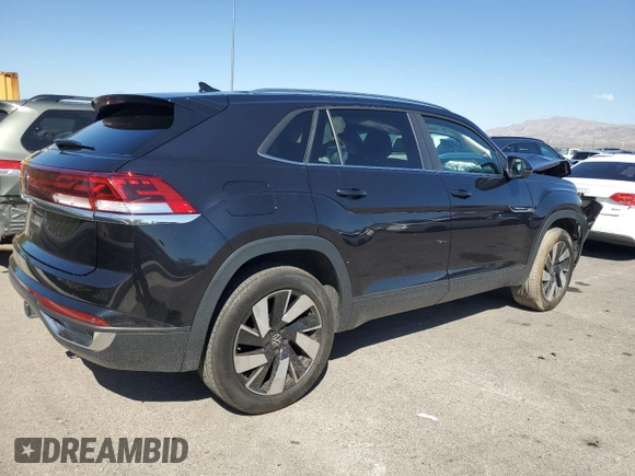 2024 Volkswagen Atlas SE with VIN 1V2WE2CA2RC220214, listed as a Copart auction lot 56092105 with 35,083 mi miles and Salvage title. Bid and sale history available at DreamBid. Image 3.