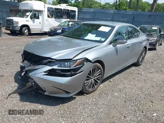 2022 Lexus ES 300h with VIN 58ADA1C13NU017386, listed as a IAAI auction lot 42381143 with 53,045 mi miles and . Bid and sale history available at DreamBid. Image 17.
