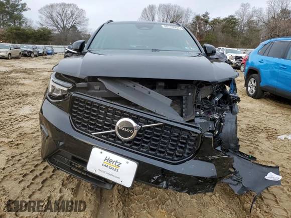 2024 Volvo XC40 Core Bright Theme с VIN YV4L12UK5R2334069, выставлен на аукционе Copart как лот 86729964 с пробегом 15 762 миль миль и Списание • Salvage title. История ставок и продаж доступна на DreamBid. Изображение 5.