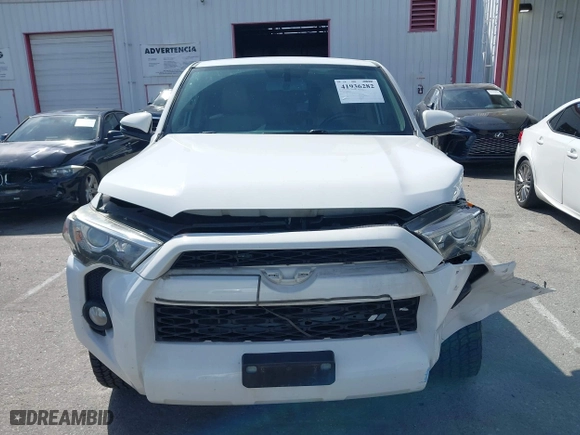 2017 Toyota 4Runner SR5 with VIN JTEZU5JR8H5159445, listed as a IAAI auction lot 41936282 with 88,262 mi miles. Bid and sale history available at carsss.com. Image 12.