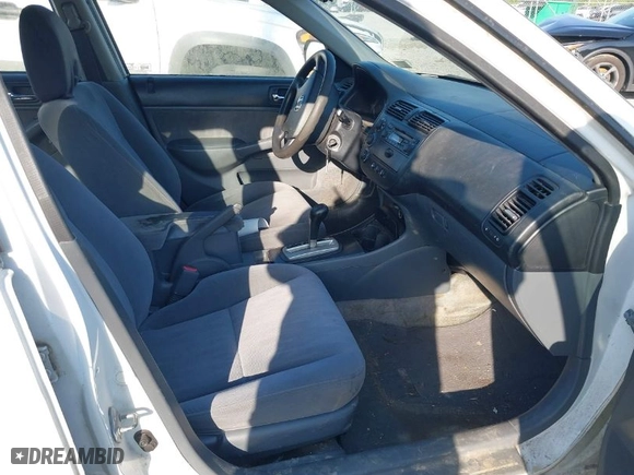 2003 Honda Civic LX with VIN 1HGES16523L014348, listed as a IAAI auction lot 42015881 with 271,832 mi miles. Bid and sale history available at carsss.com. Image 5.